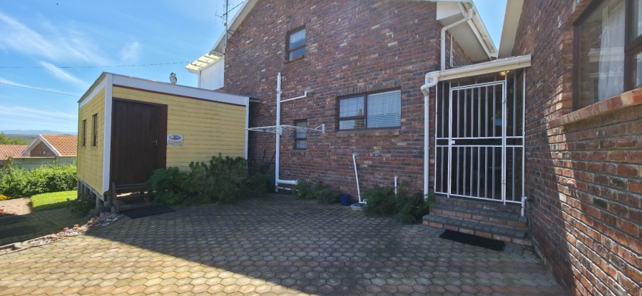 3 Bedroom Property for Sale in Fraaiuitsig Western Cape